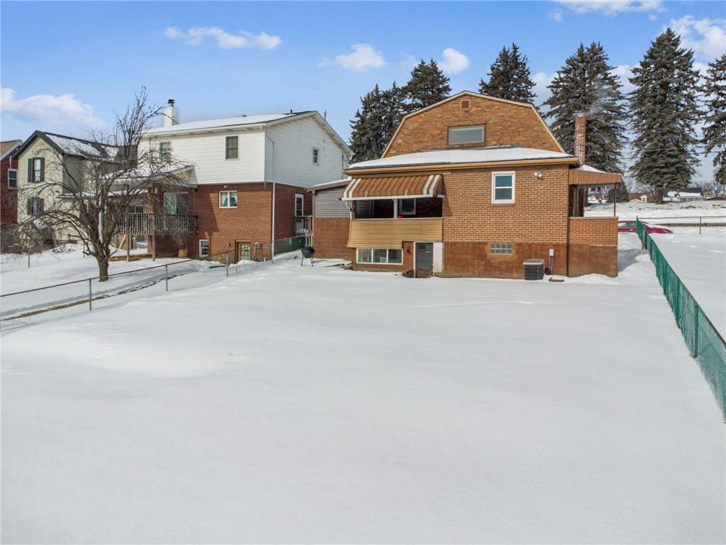 1066 Roup Avenue Brackenridge, PA 15014 - Photo 29 of 35