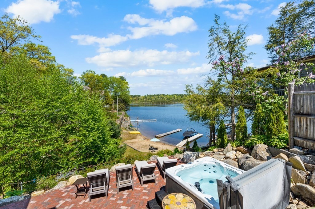 3 Bates Grove Road Webster, MA 01570 - Photo 12 of 40