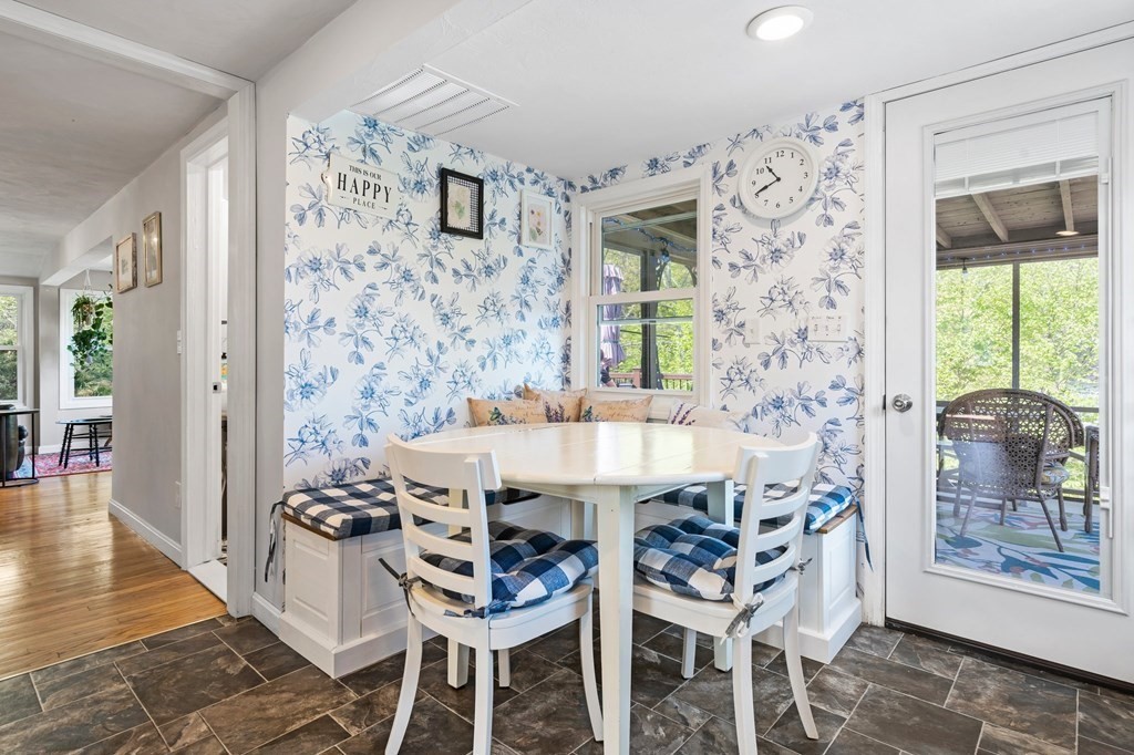 3 Bates Grove Road Webster, MA 01570 - Photo 29 of 40 a dining room with furniture and window