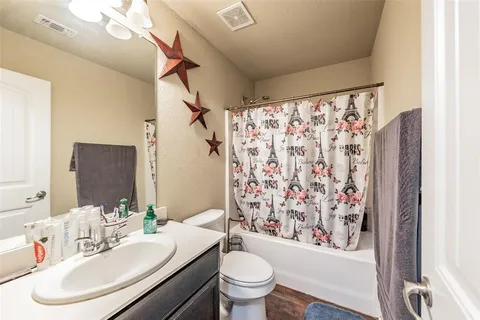 $259,990 | 9133 St Barts Road, Fort Worth, TX 76123