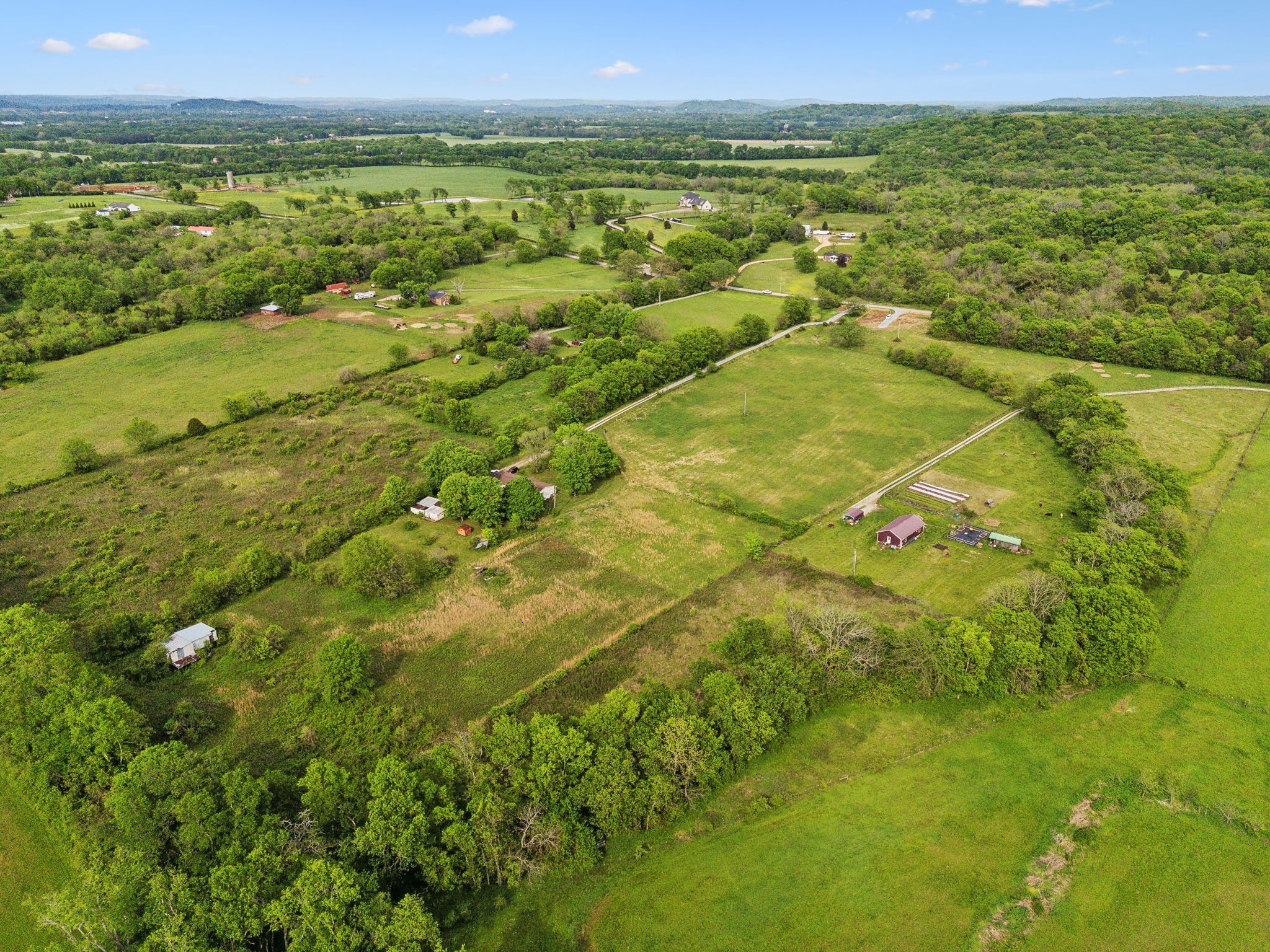 0 Polk Lane Columbia, TN 38401 - Photo 5 of 28 a view of a city