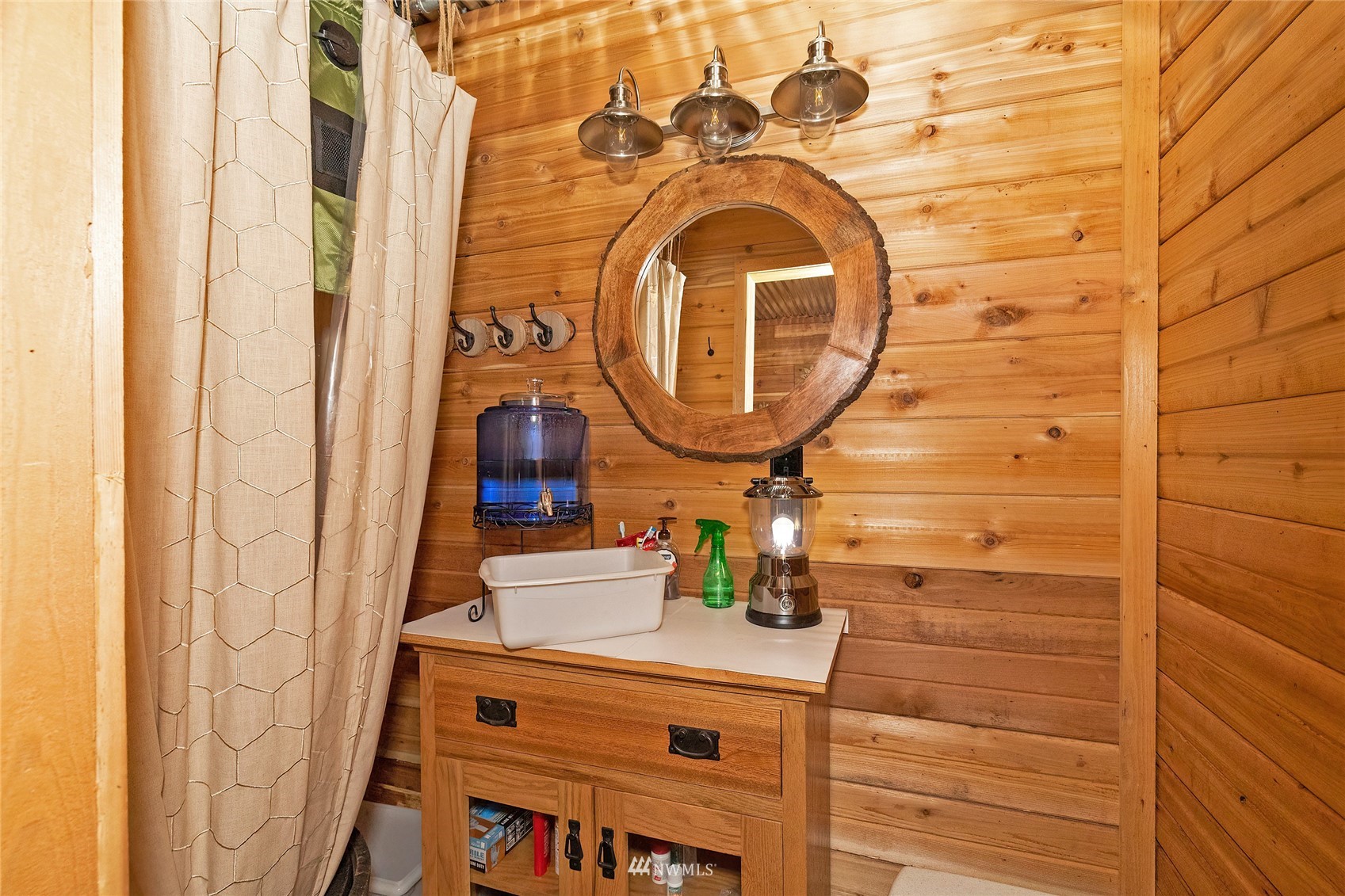 40 Northeast Raintree Lane Tahuya, WA 98588 - Photo 16 of 37 Gallery Image 16