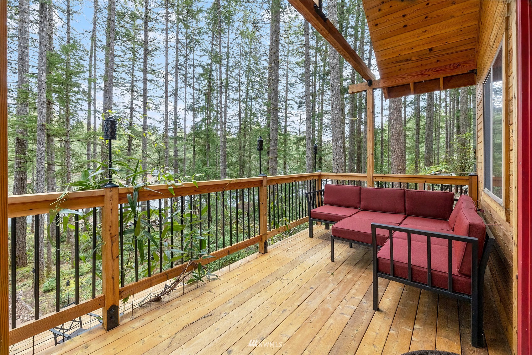 40 Northeast Raintree Lane Tahuya, WA 98588 - Photo 5 of 37 Gallery Image 5