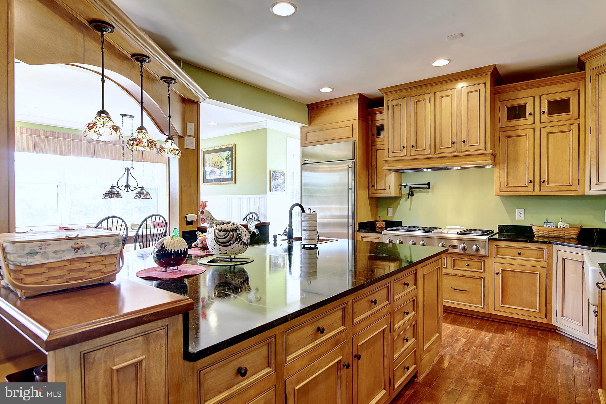 13501 John Kline Road Smithsburg, MD 21783 - Photo 4 of 36 Gallery Image 4