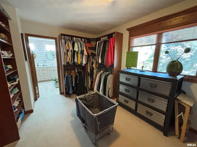 $340,000 | 801 Firethorn Drive, Washington, IL 61571