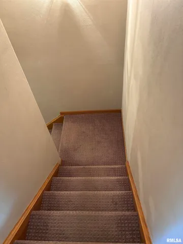 $340,000 | 801 Firethorn Drive, Washington, IL 61571