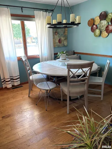 $340,000 | 801 Firethorn Drive, Washington, IL 61571