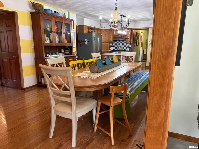 $340,000 | 801 Firethorn Drive, Washington, IL 61571