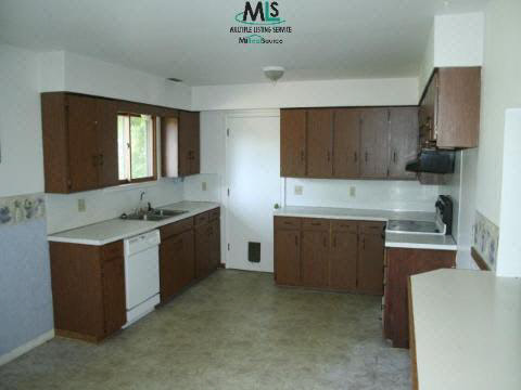 7163 Sheridan Line Road Lexington, MI 48450 - Photo 4 of 9 280981-3.JPG