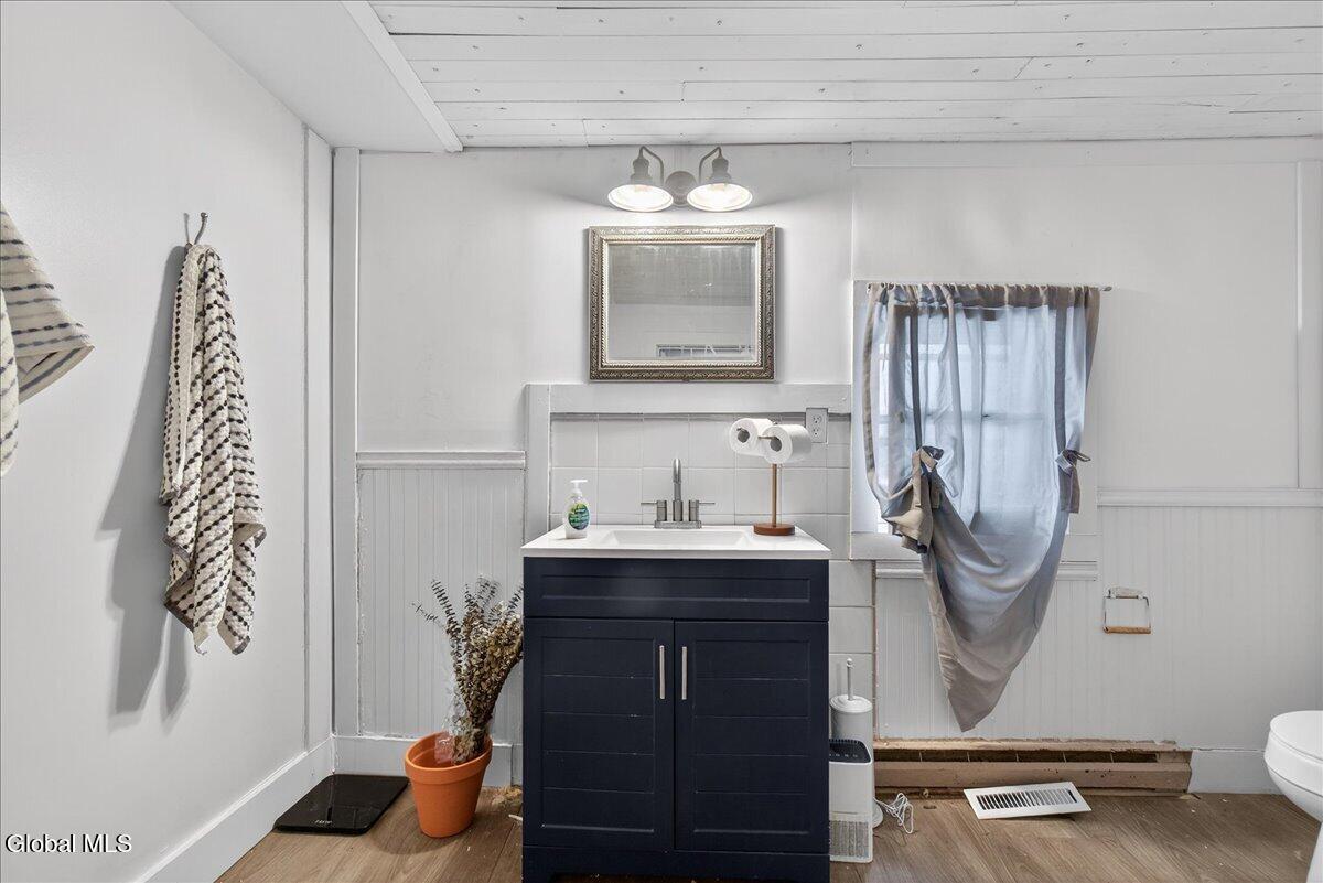 1410 River Road Bethlehem, NY 12158 - Photo 20 of 29 23-1410 River Rd-23