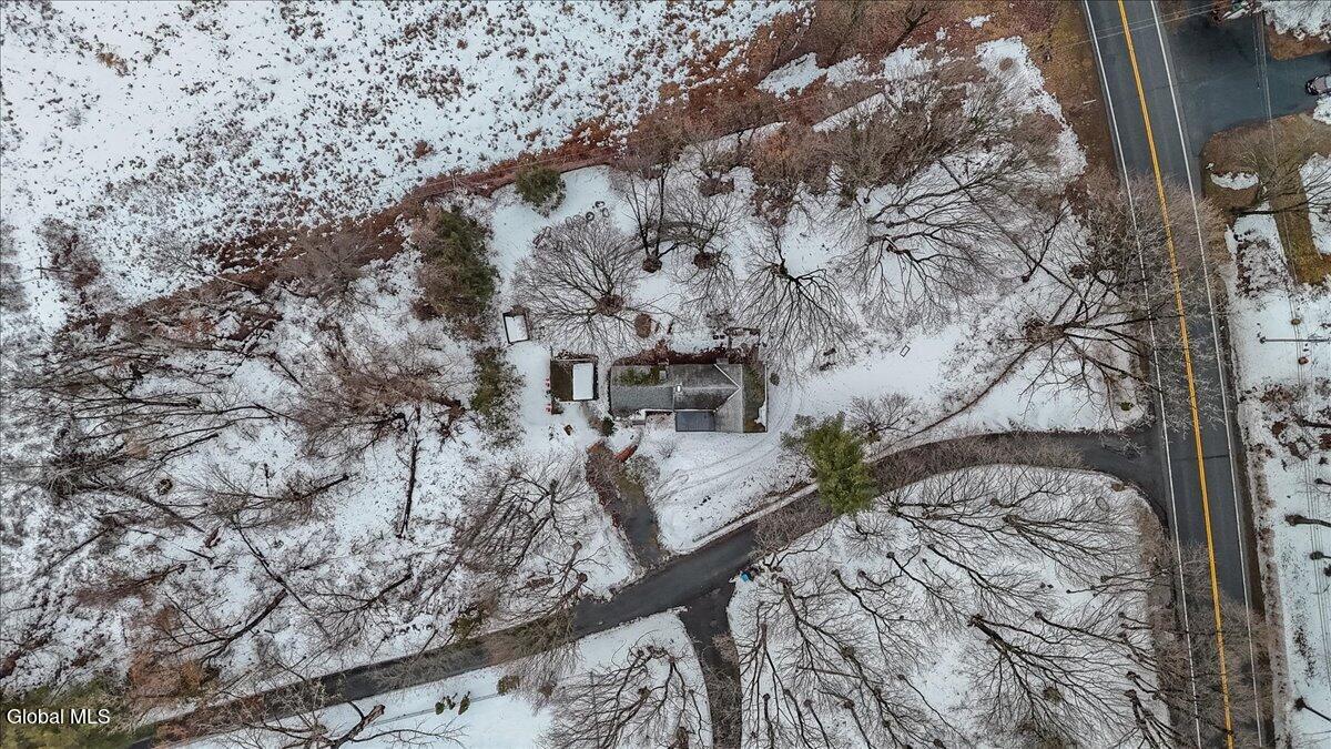 1410 River Road Bethlehem, NY 12158 - Photo 6 of 29 11-1410 River Rd-11