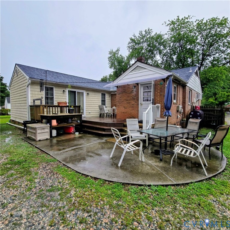 909 Whitehead Road Richmond, VA 23225 - Photo 4 of 16 Gallery Image 4