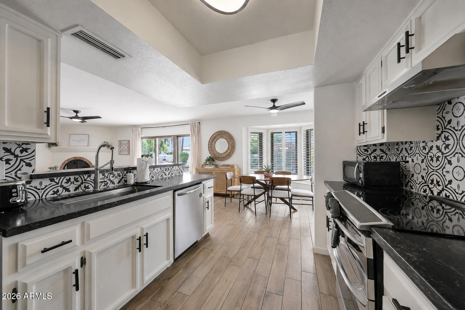 5001 East Redfield Road Scottsdale, AZ 85254 - Photo 10 of 25 5001 E Redfiled Rd
