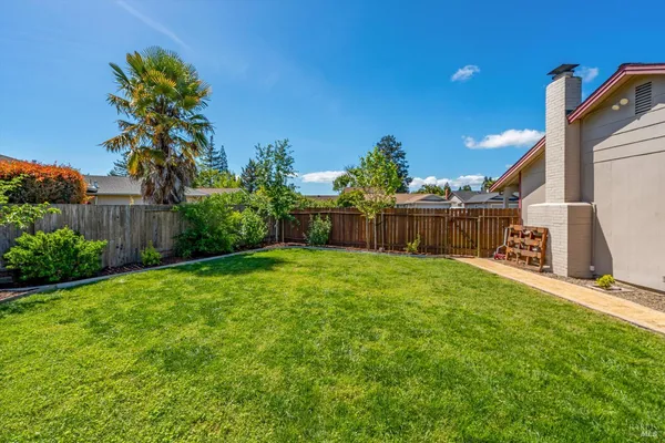 $719,000 | 1526 Bruce Court, Santa Rosa, CA 95401