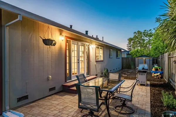 $719,000 | 1526 Bruce Court, Santa Rosa, CA 95401