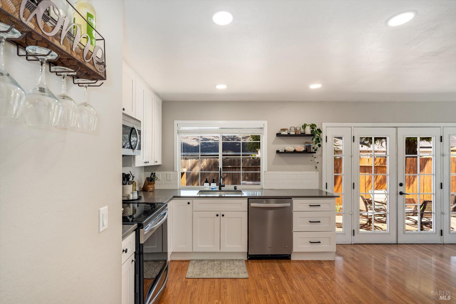 1526 Bruce Court Santa Rosa, CA 95401 - Photo 10 of 58