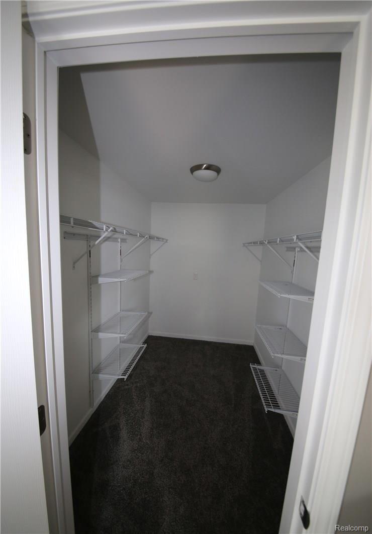 1242 Dorothea Road Berkley, MI 48072 - Photo 12 of 25 IMG_2551.JPG