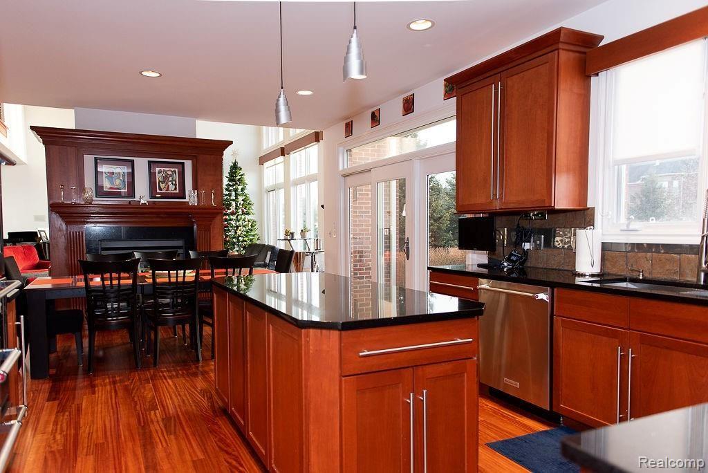 1422 Galena Rochester Hills, MI 48306 - Photo 6 of 47
