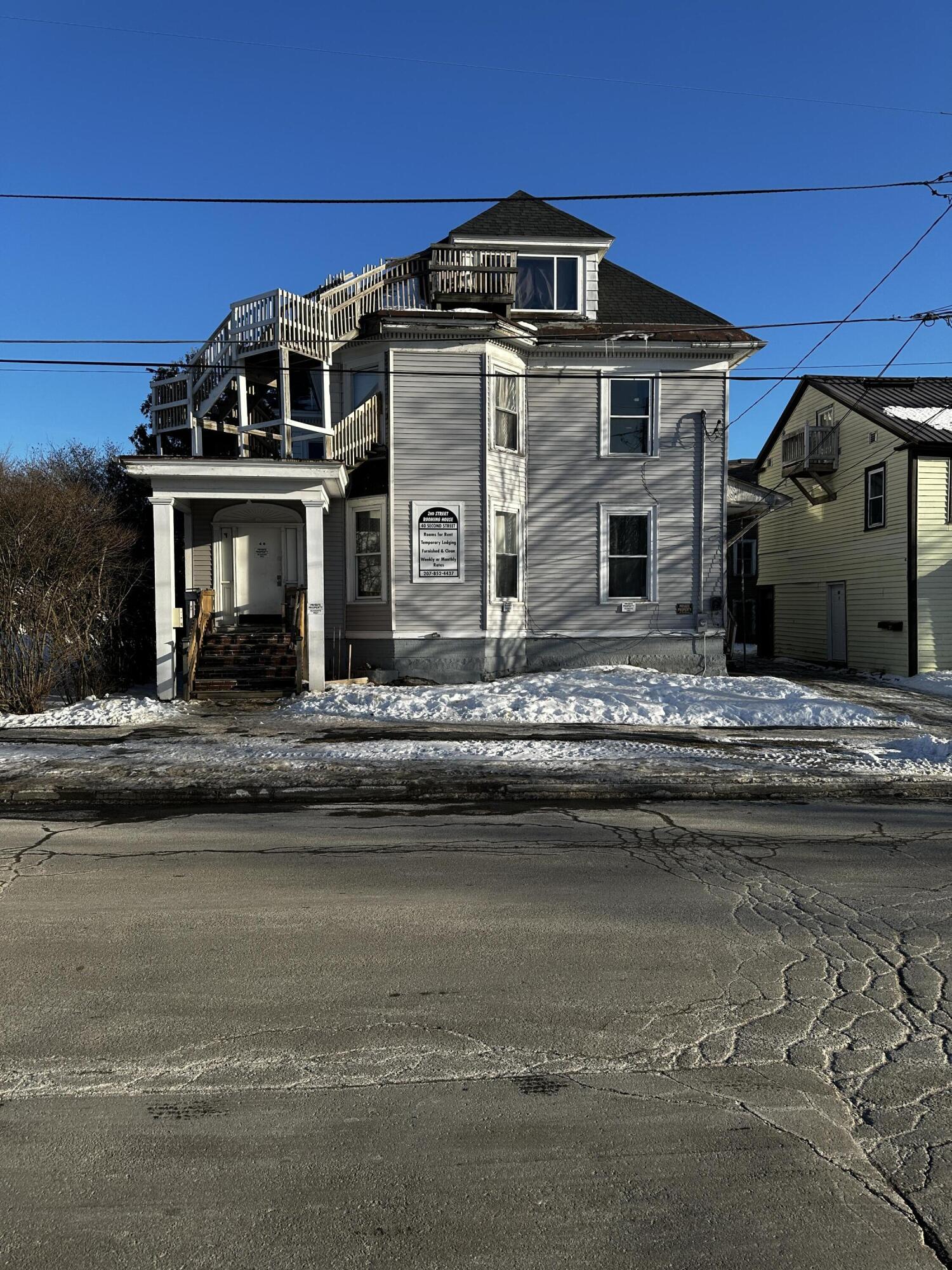 40 2nd Street Bangor, ME 04401 - Photo 2 of 4 IMG_0408