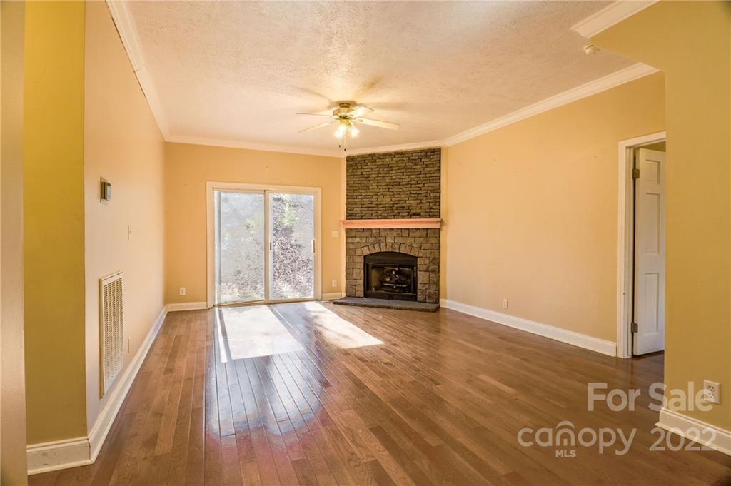 101 Solomon Road Leicester, NC 28748 - Photo 10 of 48 Gallery Image 10