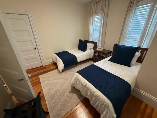 $4,800 | 99 Fayerweather Street, Unit 99, Cambridge, MA 02138