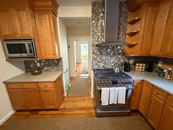 $4,800 | 99 Fayerweather Street, Unit 99, Cambridge, MA 02138