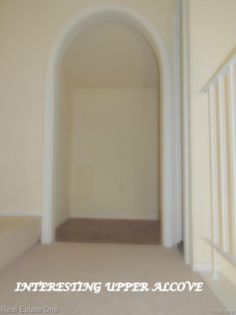 1258 Windmill Court, Unit 271 Rochester, MI 48306 - Photo 14 of 28 DSCN3051.jpg