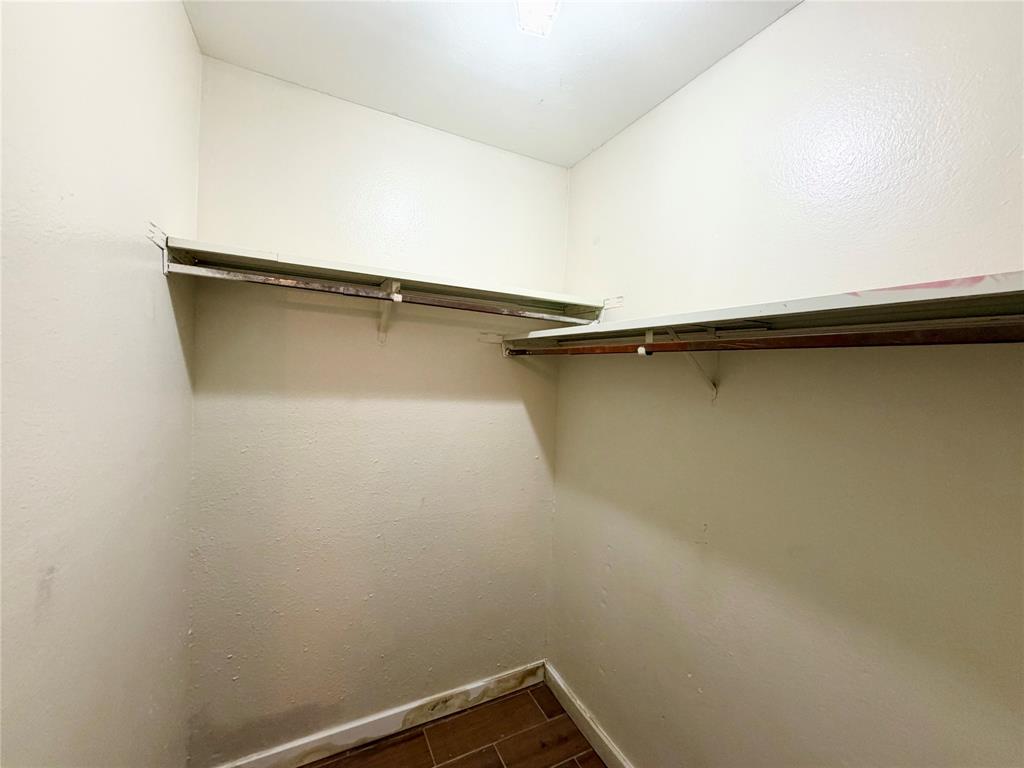 2802 Stewart Drive Waco, TX 76708 - Photo 12 of 21