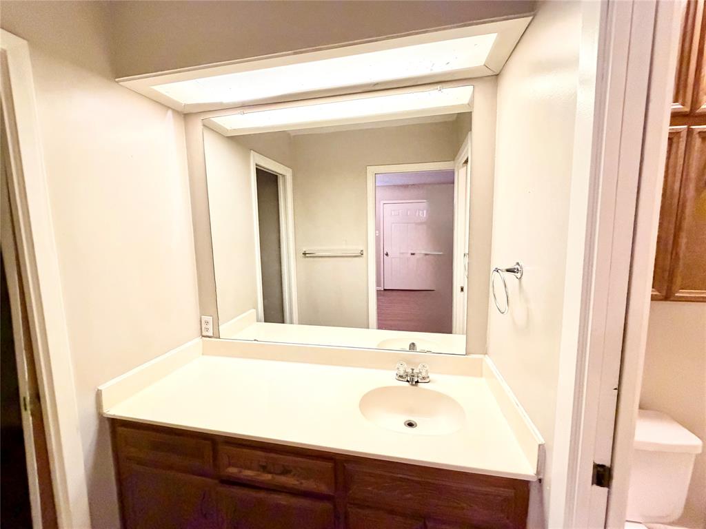 2802 Stewart Drive Waco, TX 76708 - Photo 18 of 21