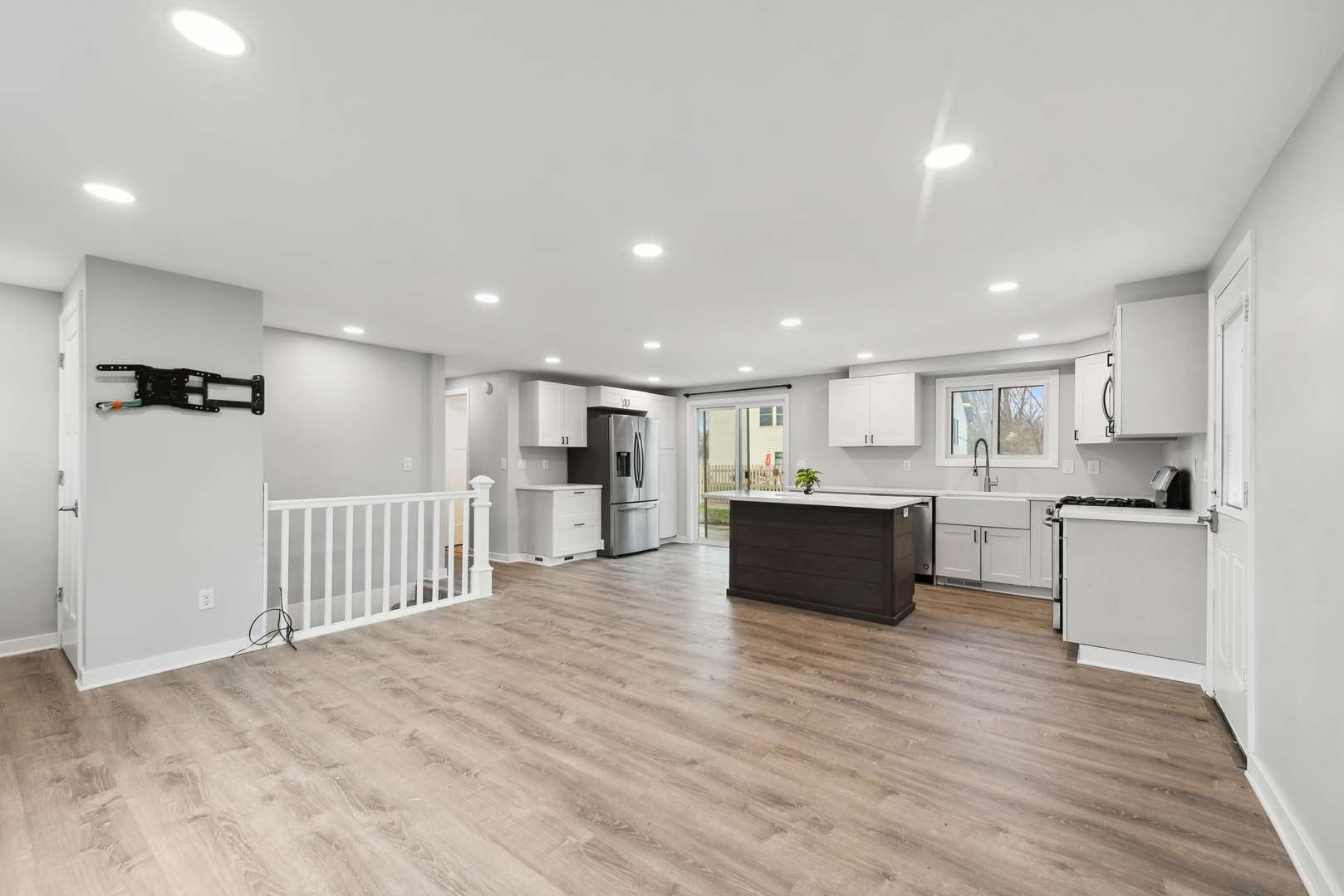 N1190 Walnut Road Bloomfield, WI 53128 - Photo 8 of 18 Gallery Image 8