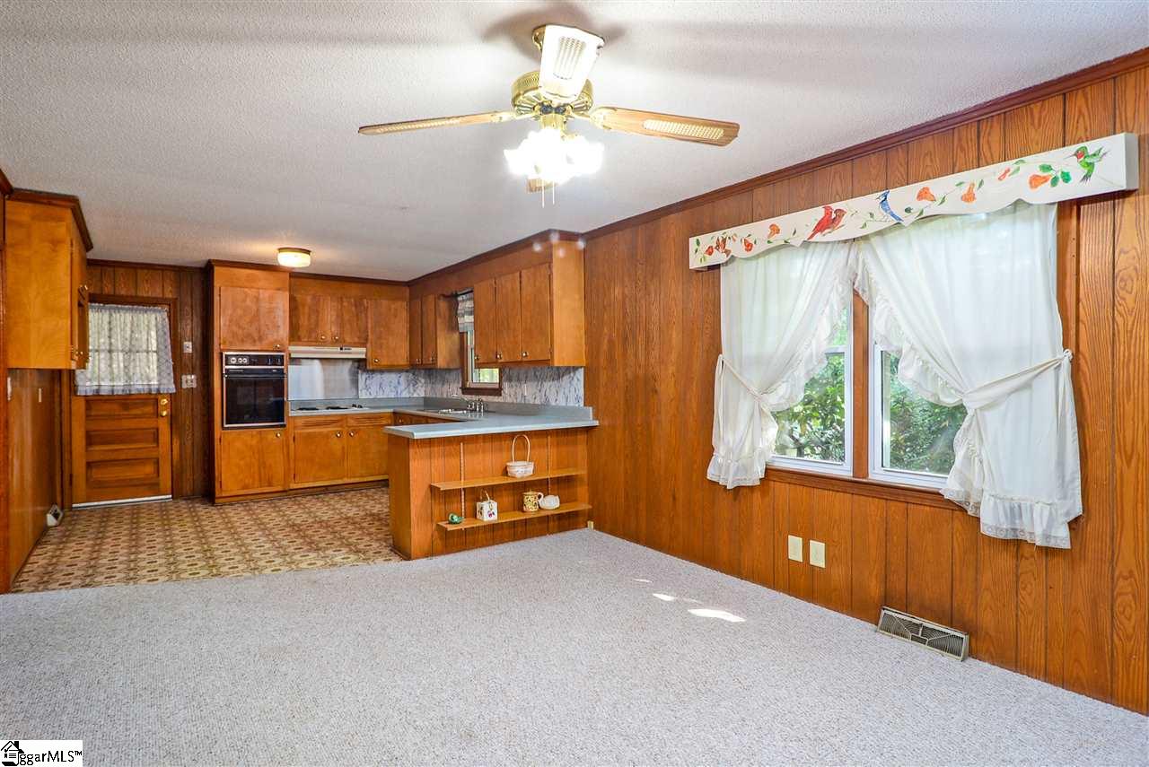 109 State Rd S-23-803 Greenville, SC 29611 - Photo 5 of 13 Gallery Image 5