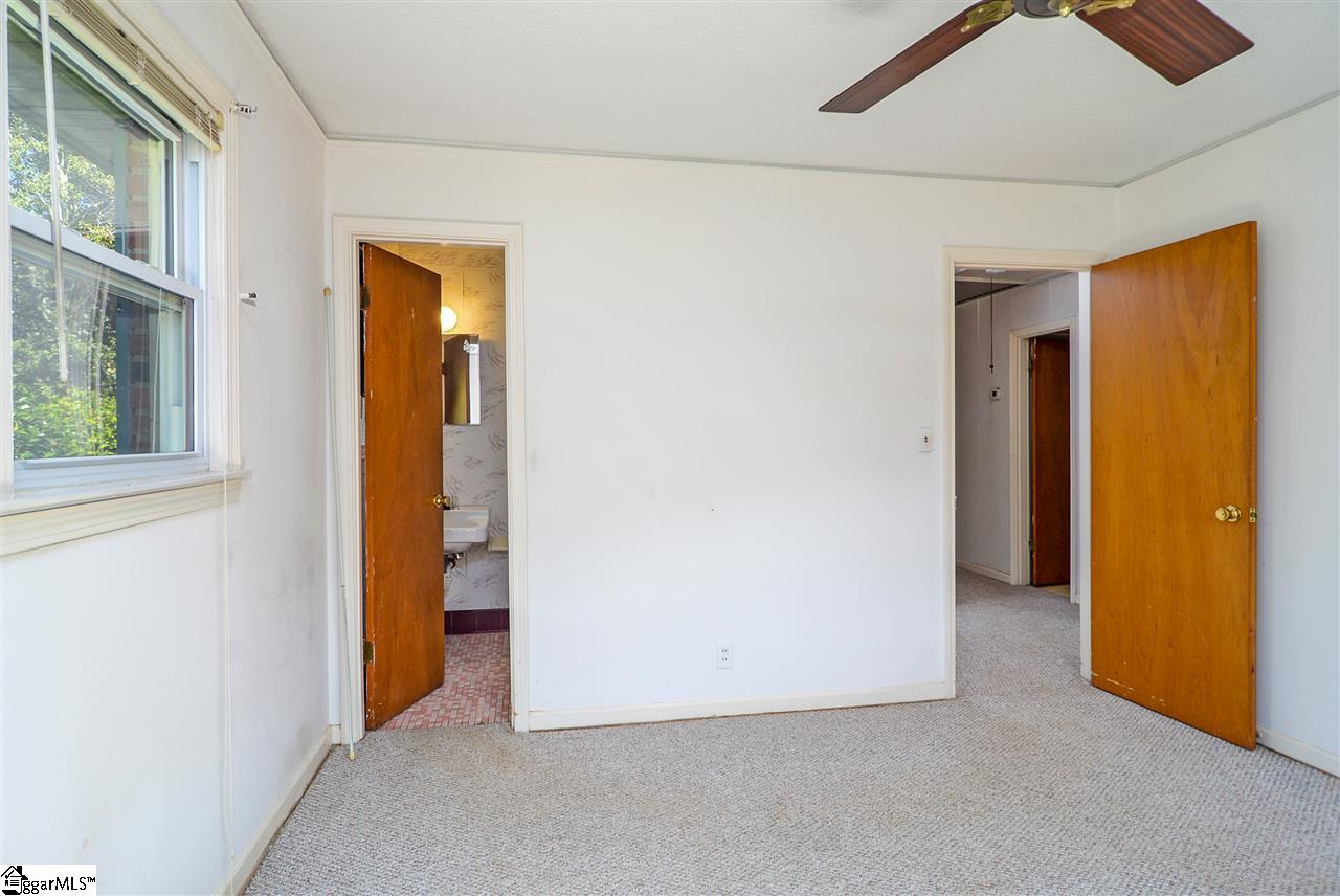 109 State Rd S-23-803 Greenville, SC 29611 - Photo 8 of 13 Gallery Image 8