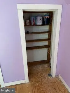 a view of utility room