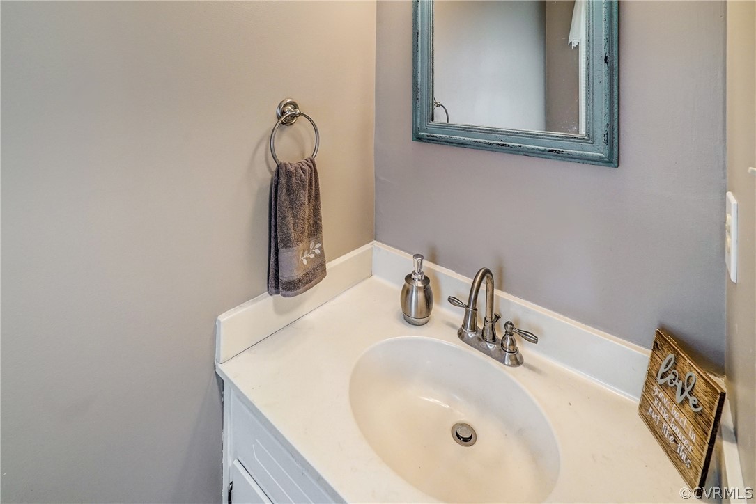 5715 Laurel Trail Road Midlothian, VA 23112 - Photo 19 of 31 Gallery Image 19