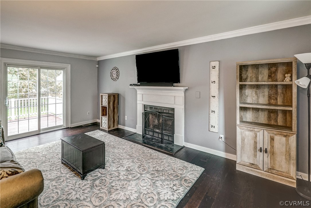 5715 Laurel Trail Road Midlothian, VA 23112 - Photo 3 of 31 Gallery Image 3