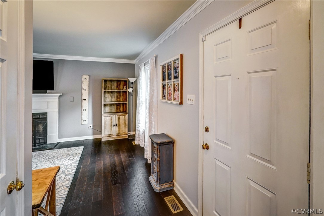 5715 Laurel Trail Road Midlothian, VA 23112 - Photo 5 of 31 Gallery Image 5