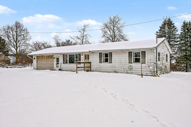 $548,000 | 13072 Garber Road, Constantine, MI 49042