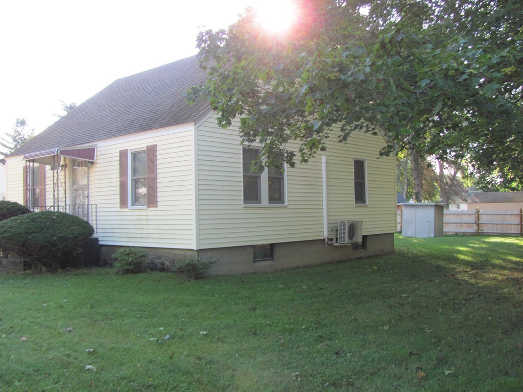 17 Rydberg Terrace Worcester, MA 01607 - Photo 2 of 18 Gallery Image 2
