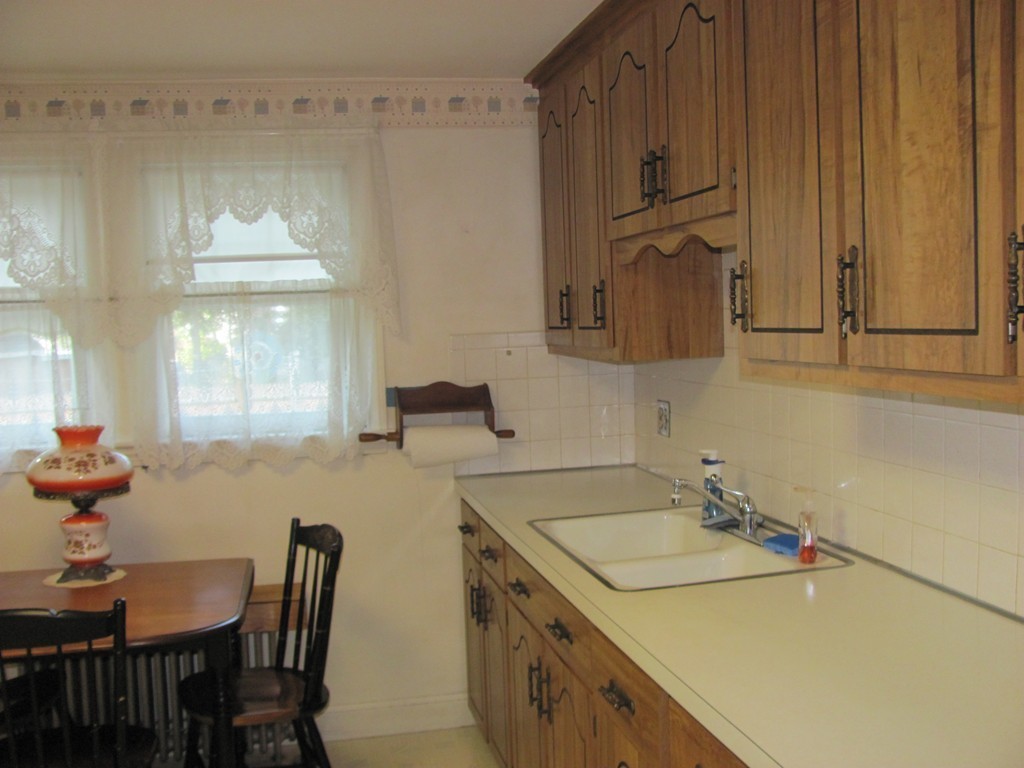 17 Rydberg Terrace Worcester, MA 01607 - Photo 9 of 18 Gallery Image 9