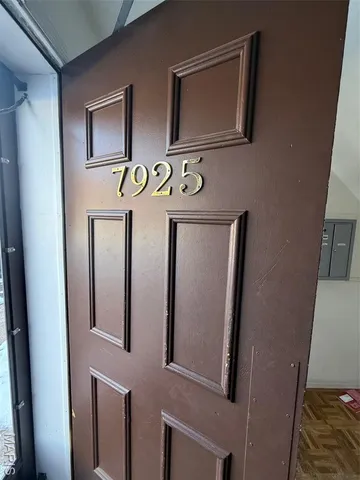 $1,650 | 7925 Royal Arms Court, Unit 1, St. Louis, MO 63123