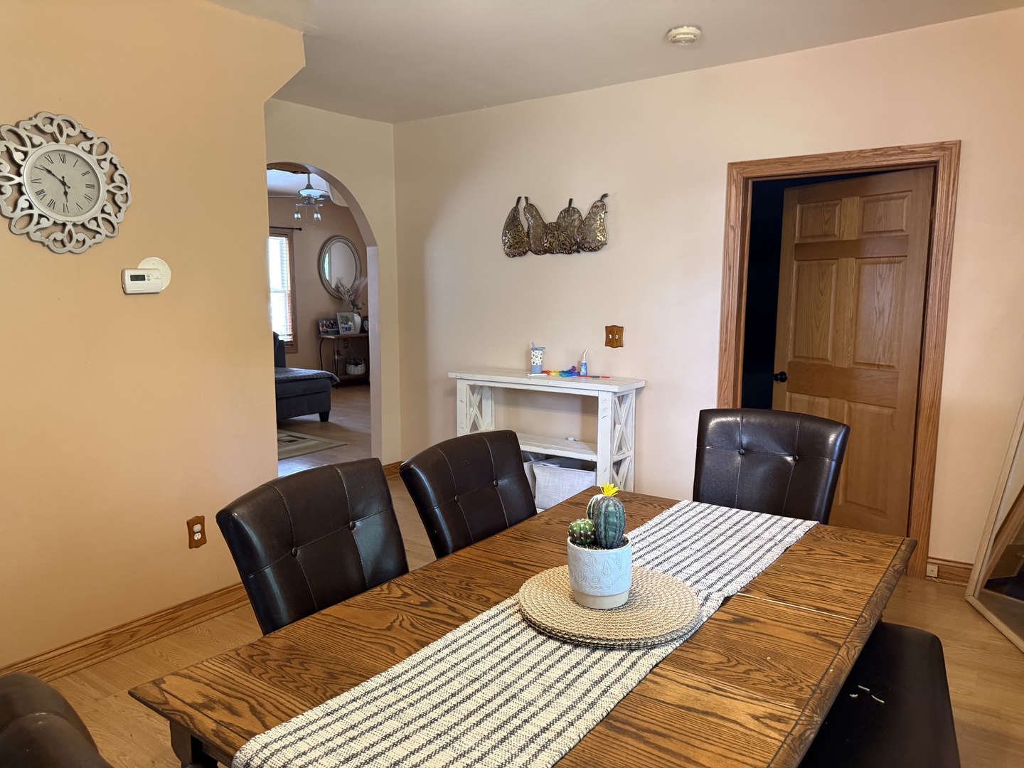 218 West 1st Street Spring Valley, IL 61362 - Photo 18 of 30 a living room with furniture