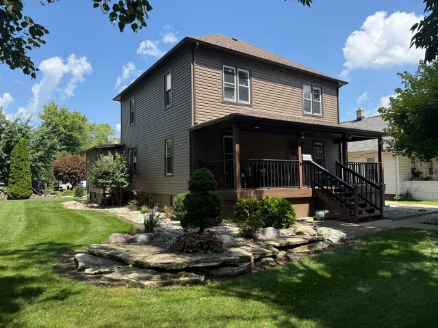 $230,000 | 218 West 1st Street, Spring Valley, IL 61362