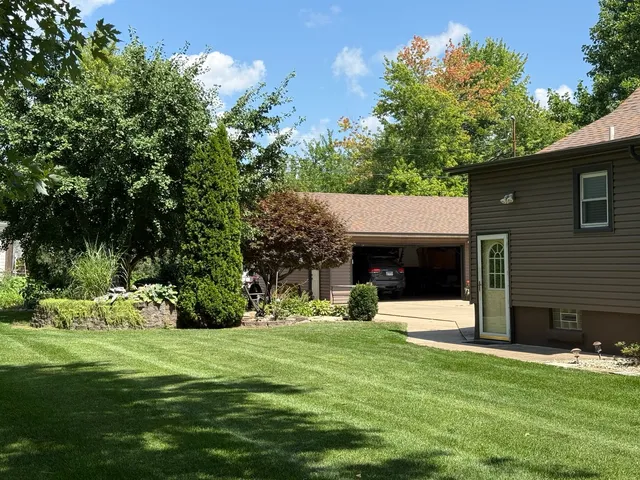 $230,000 | 218 West 1st Street, Spring Valley, IL 61362