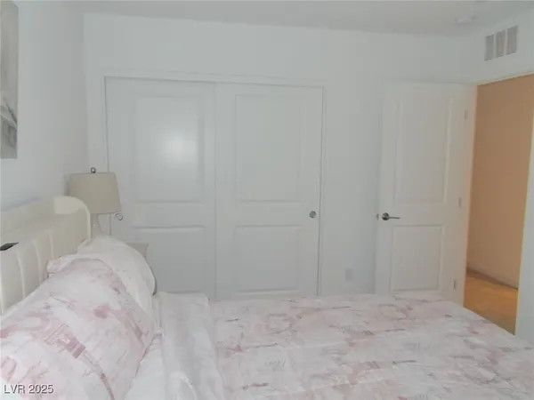 $3,275 | 3360 Santa Verdiana Street, Henderson, NV 89044