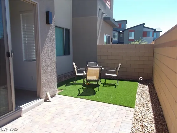 $3,275 | 3360 Santa Verdiana Street, Henderson, NV 89044