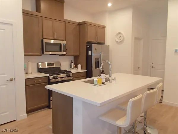 $3,275 | 3360 Santa Verdiana Street, Henderson, NV 89044