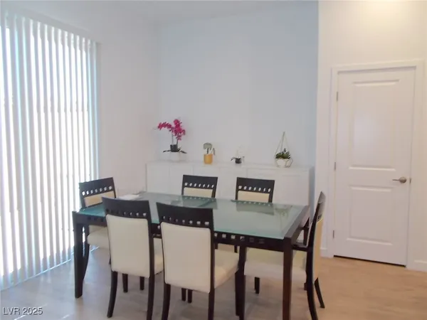 $3,275 | 3360 Santa Verdiana Street, Henderson, NV 89044