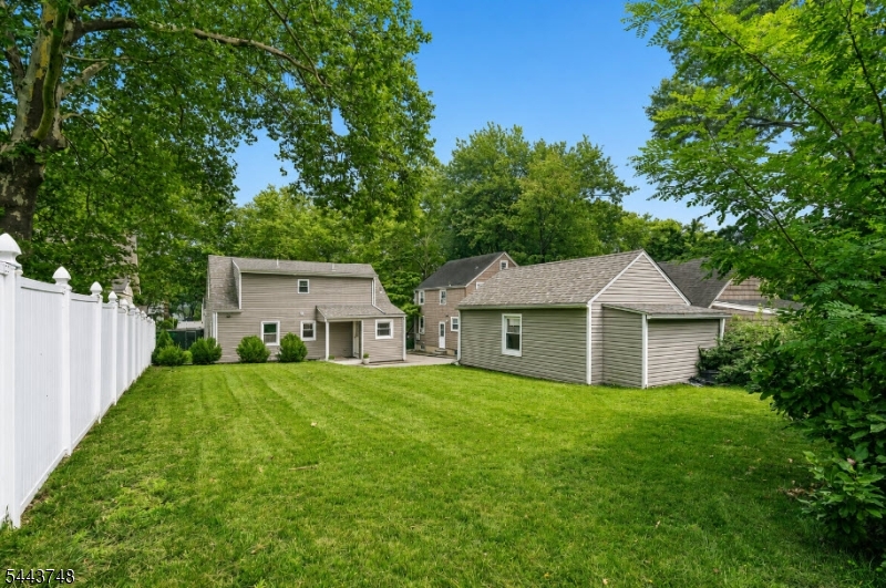 74 Meisel Avenue Springfield, NJ 07081 - Photo 31 of 35