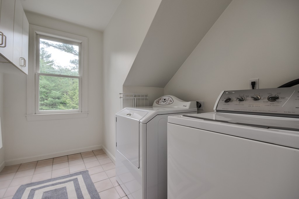 151 Mossman Road Sudbury, MA 01776 - Photo 17 of 30 Gallery Image 17