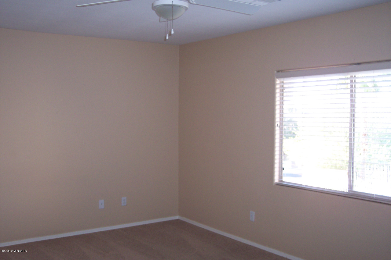 7987 West Nancy Road Peoria, AZ 85382 - Photo 9 of 11 Master